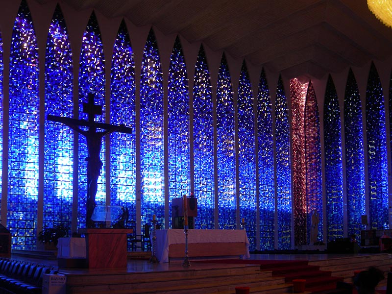 L'« église bleue », Dom Bosco. Cliché H. Théry