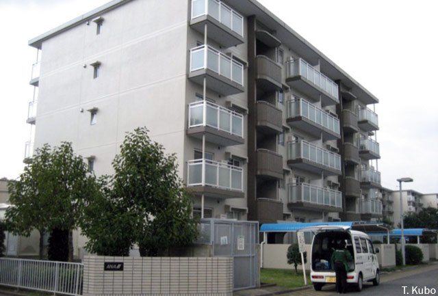 Tomoko Kubo – Housing for employees of airline company     