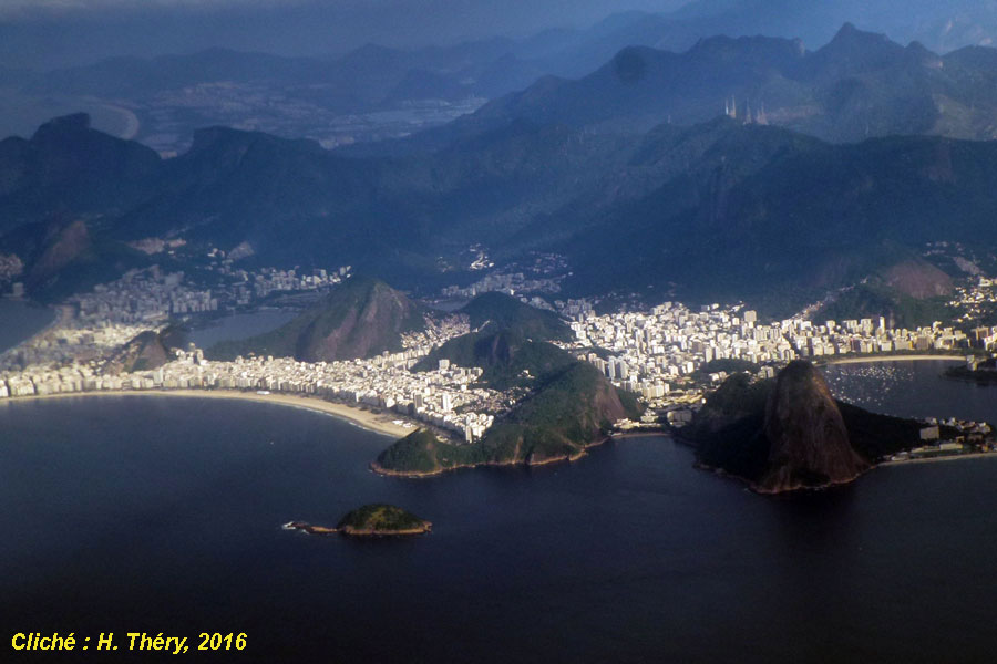 Rio de Janeiro (Brésil) entre mer et montagne