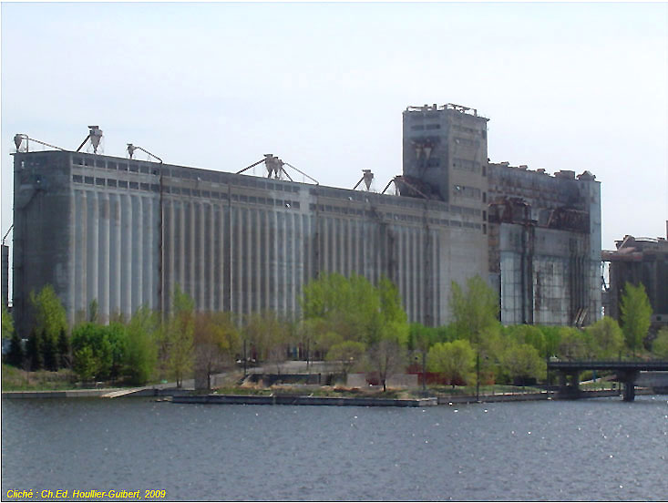 MontrealSilo1.jpg