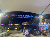 Salle de bowling et bornes de jeux d'arcade, mall de Doubaï (Dubai mall, Émirats arabes unis)