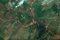 Clairière cultivée dans la vallée de la Stoeng Tatai, dans un espace cartographié comme forestier à l’échelle mondiale (Cambodge)