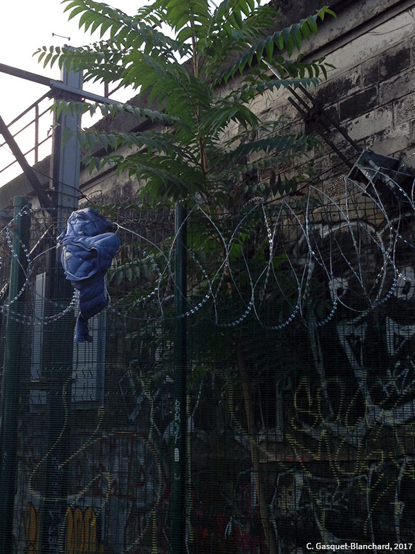 Dispositifs pour empêcher l'accès