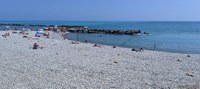 Repères d’espacement sur une plage de Camporosso (Ligurie, Italie)