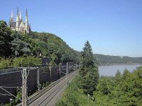 Voie ferrée le long du Rhin à Remagen (Rhénanie-Palatinat)