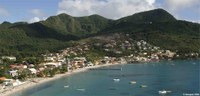 Les Anses-d’Arlet vues depuis les contreforts du morne Champagne (2008), avant le developpement touristique (Martinique)