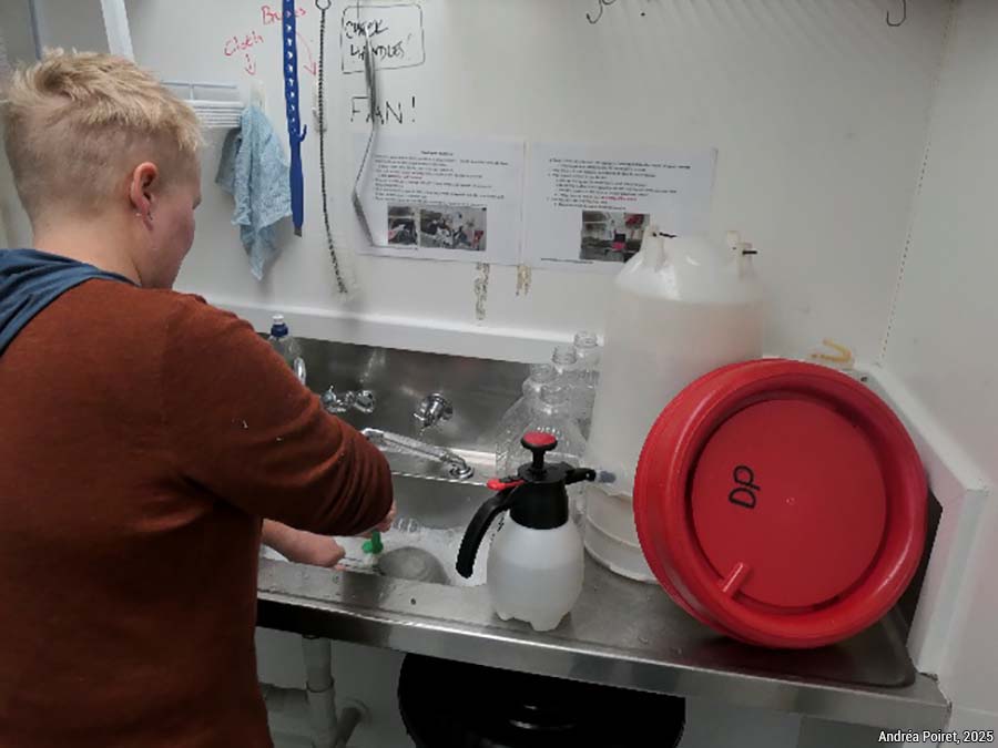 bénévole - photo Andréa Poiret