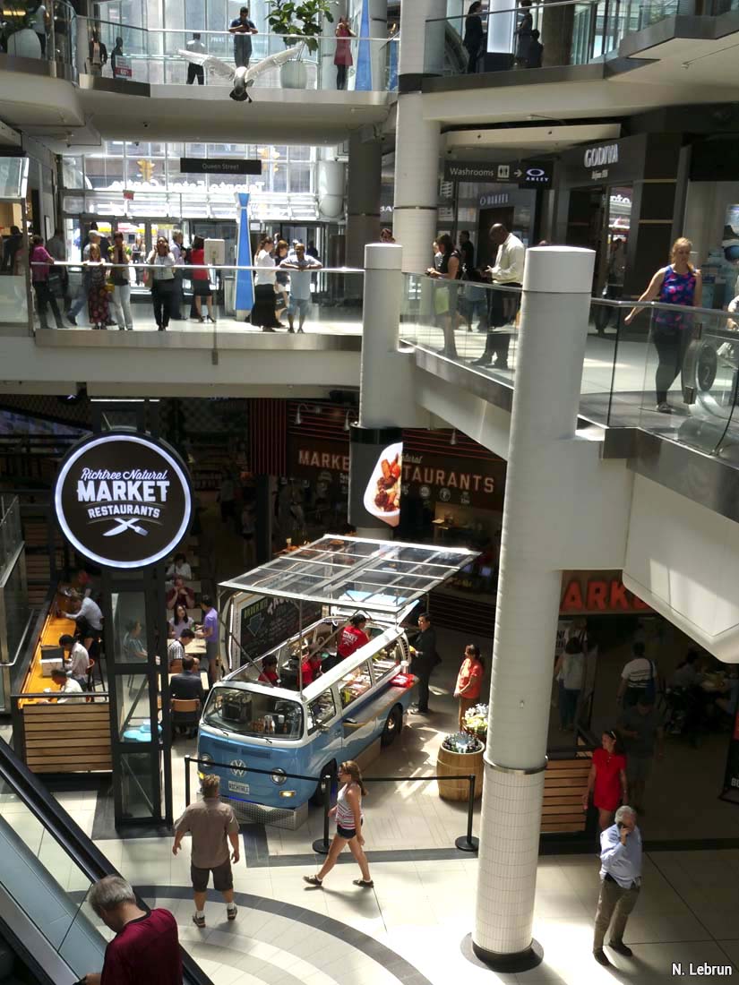 Eaton Center de Toronto (Canada), 2016