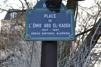 Place de l’émir Abd el-Kader, héros national algérien, dans le Ve arrondissement de Paris
