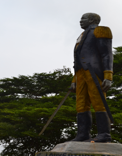 statue de Toussaint Louverture