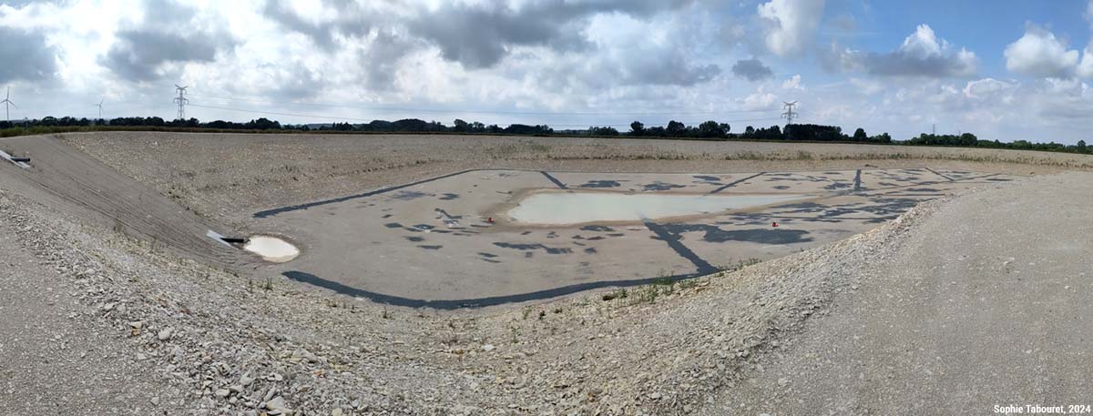 Réserve "mégabassine" de Priaire en cours de creusement