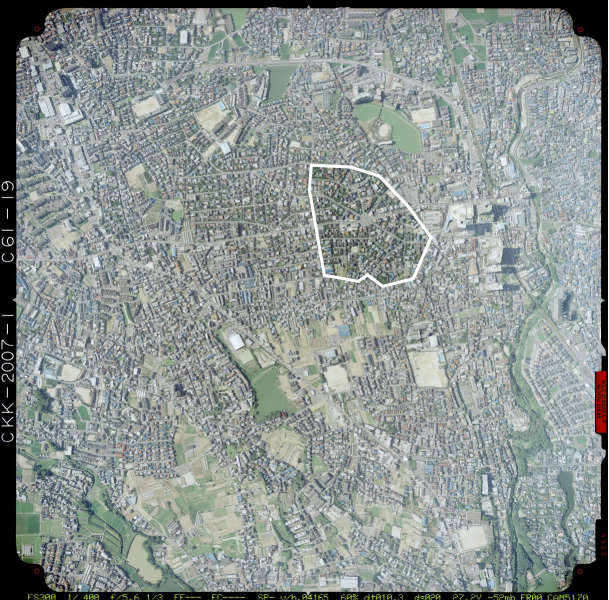 Photographie aérienne de la cité-jardin Ohmino Den’en Toshi