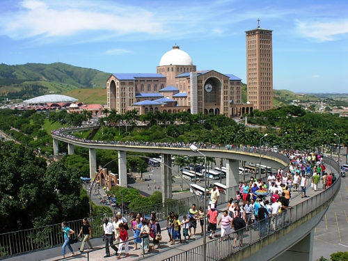 01 SP Aparecida pelerins 500x375