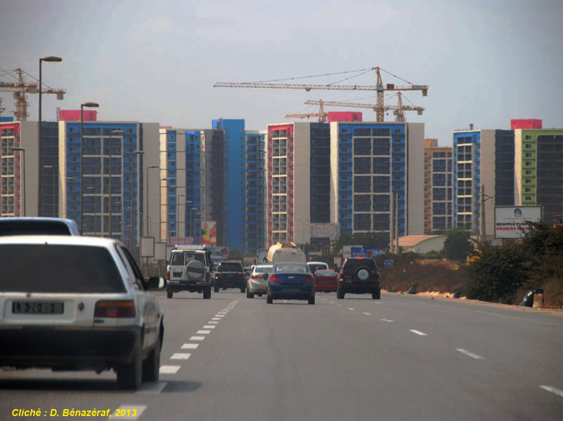 La ville-satellite de Zango en Angola